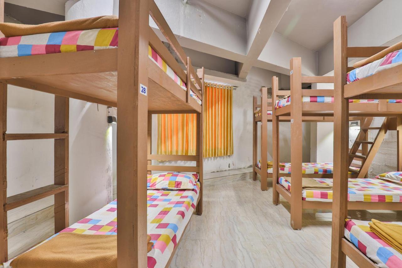 Oscar Dormitory Amhedabad Dış mekan fotoğraf